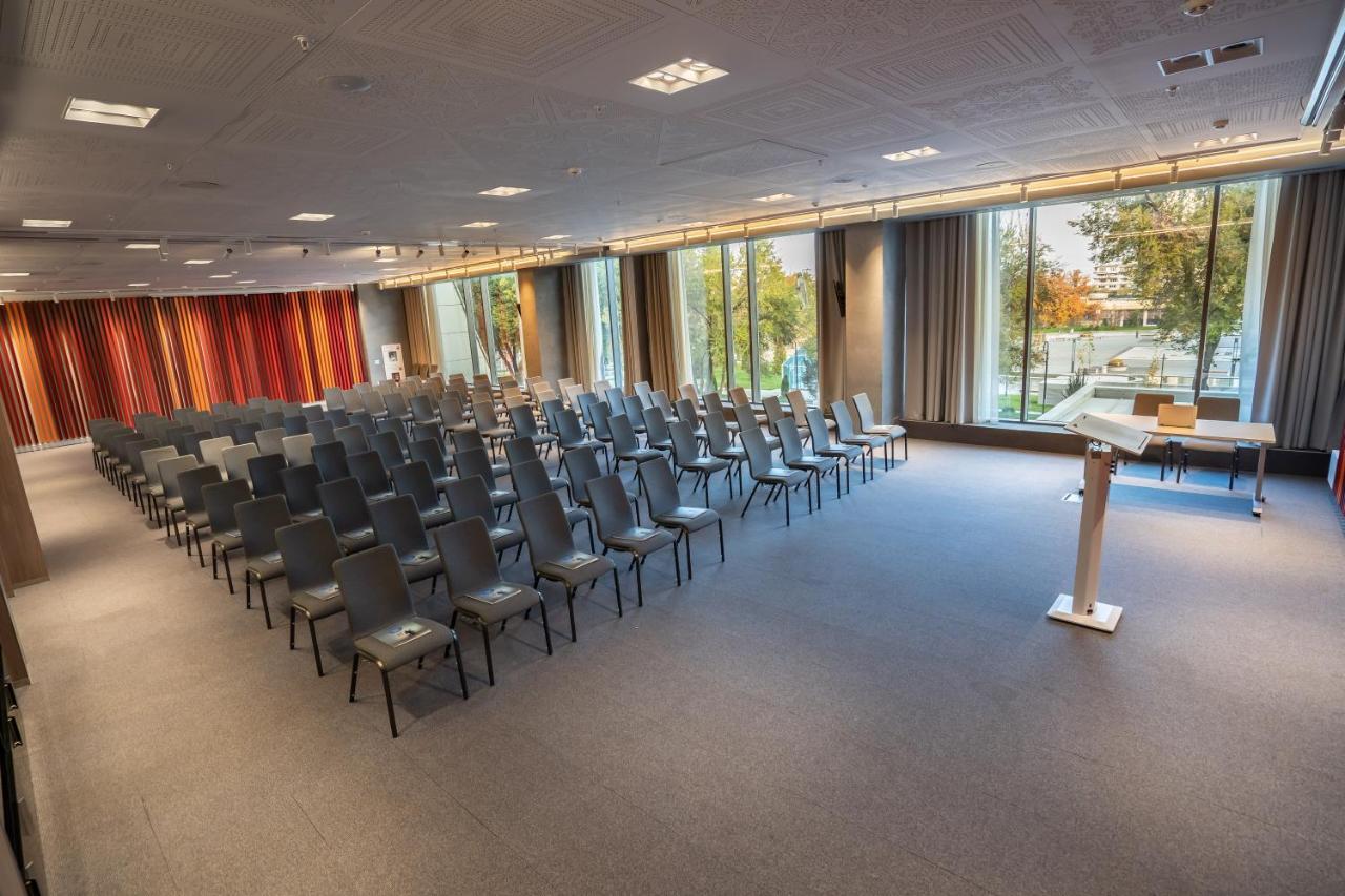 Novotel Almaty City Center Luaran gambar